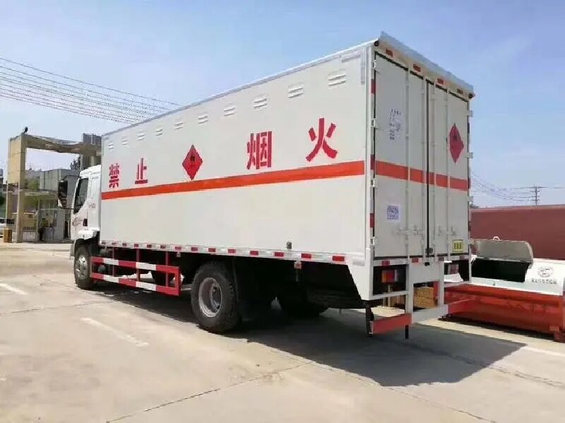 蘇州到鶴壁危險品運輸