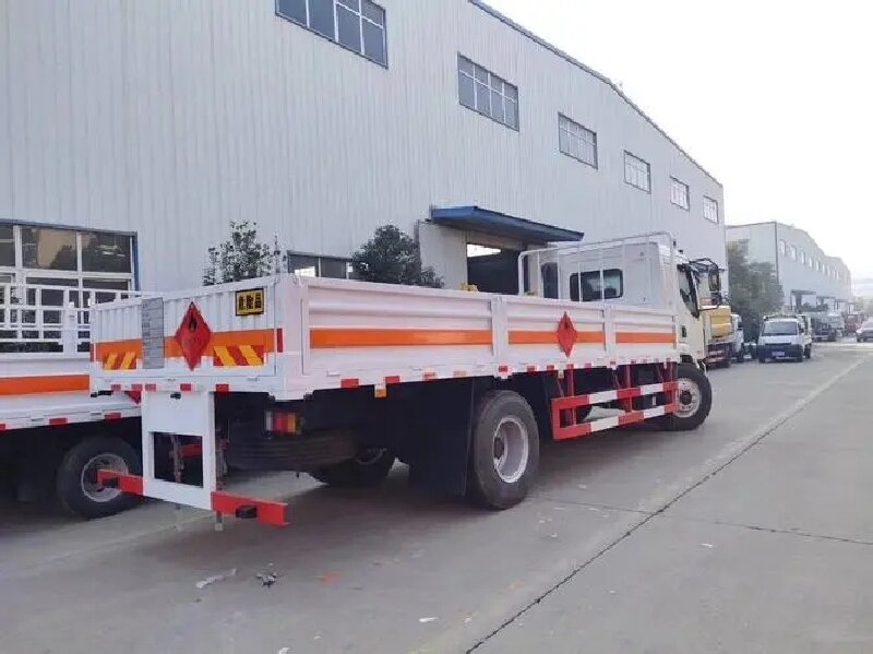 蘇州到齊齊哈爾危險品運輸